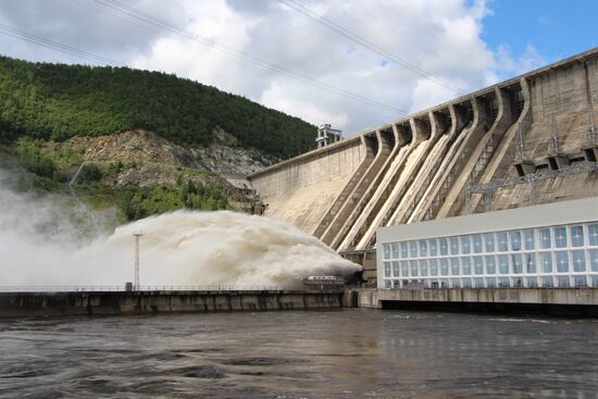 Flood damage in Amur Region inspected from air