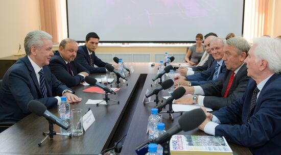 Sergei Sobyanin meets with administration of RAS in Troitsk