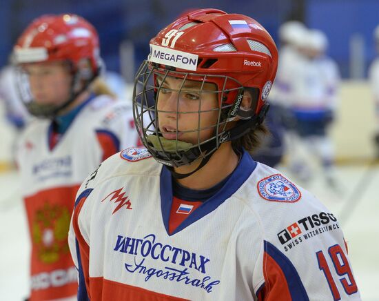 Hockey. Russian women's national team's friendly match