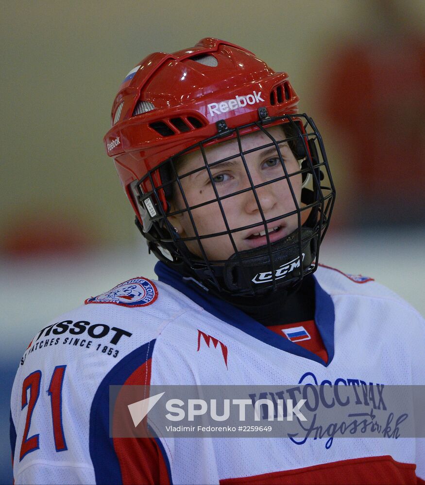 Hockey. Russian women's national team's friendly match