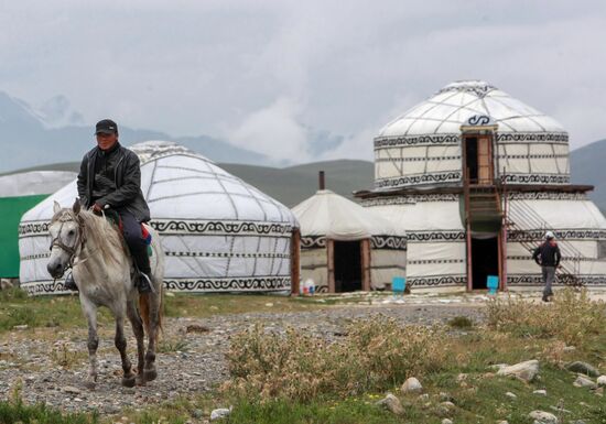 Mountain pasture in Suusamyr Valley