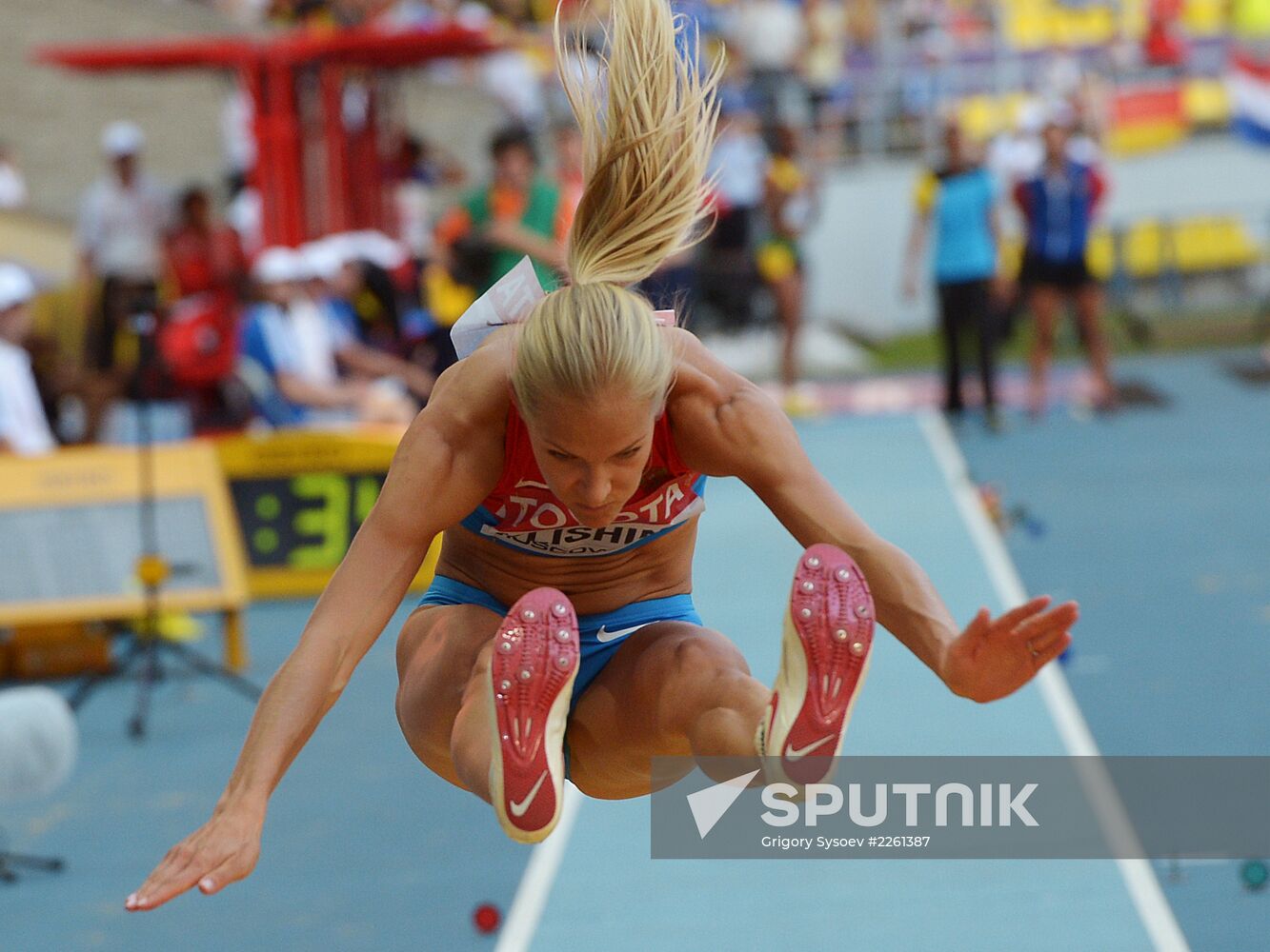 2013 IAAF World Championships. Day One. Evening session