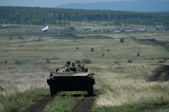 "Peace Mission-2013" China-Russia joint military drill