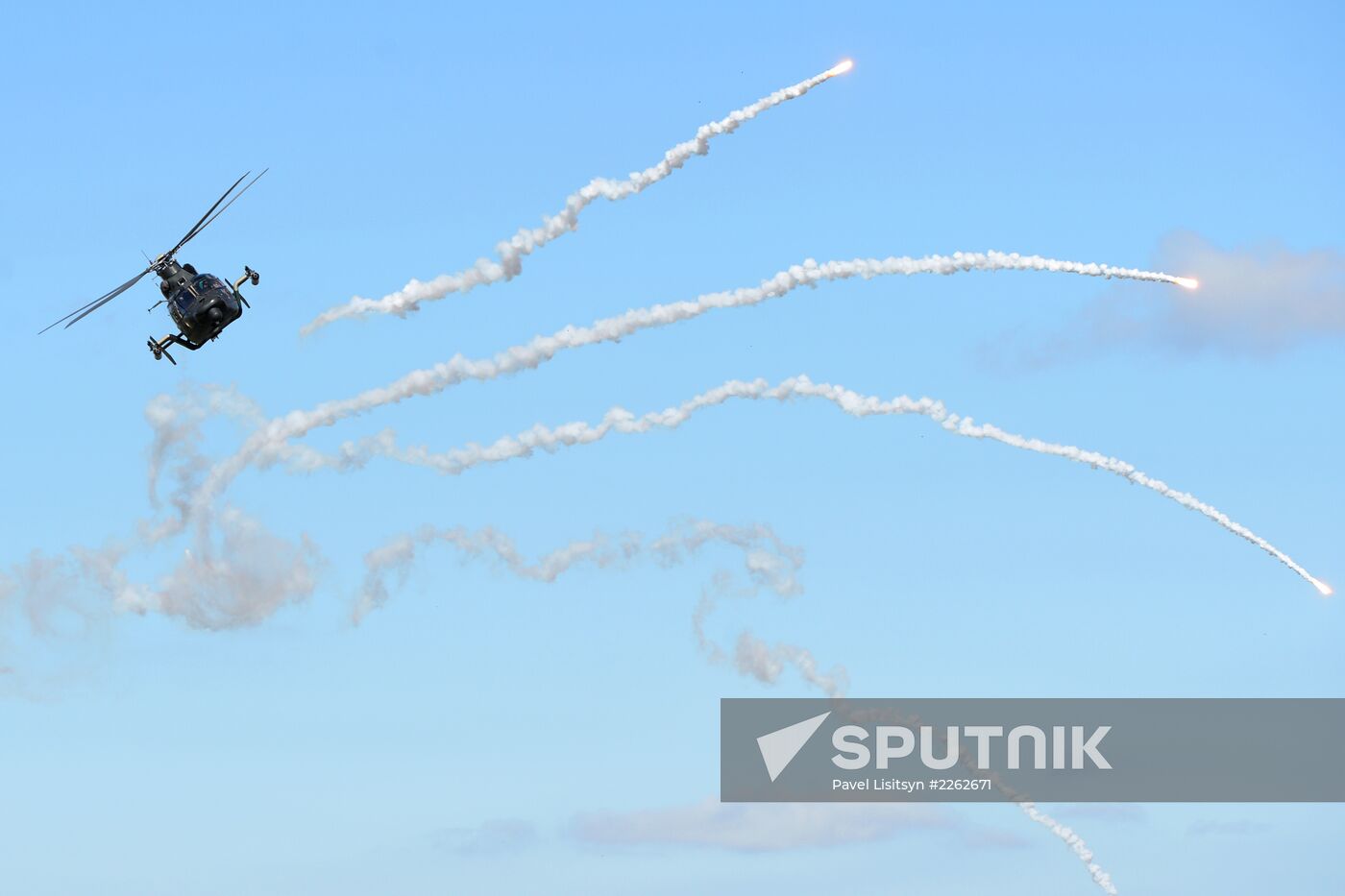 "Peace Mission-2013" China-Russia joint military drill