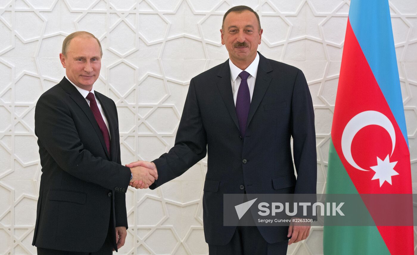 Vladimir Putin visits Azerbaijan