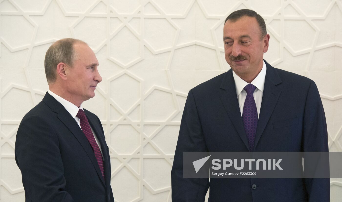 Vladimir Putin visits Azerbaijan