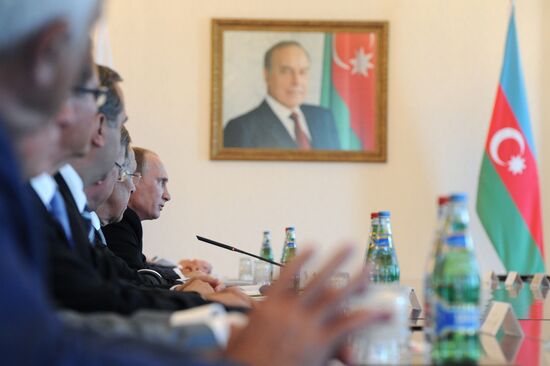 Vladimir Putin visits Azerbaijan