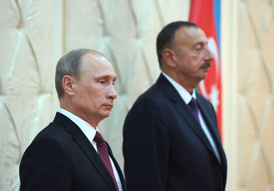 Vladimir Putin visits Azerbaijan