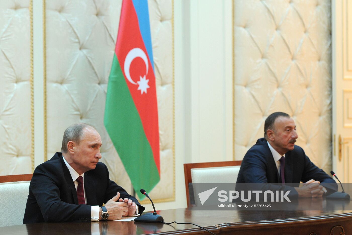 Vladimir Putin visits Azerbaijan