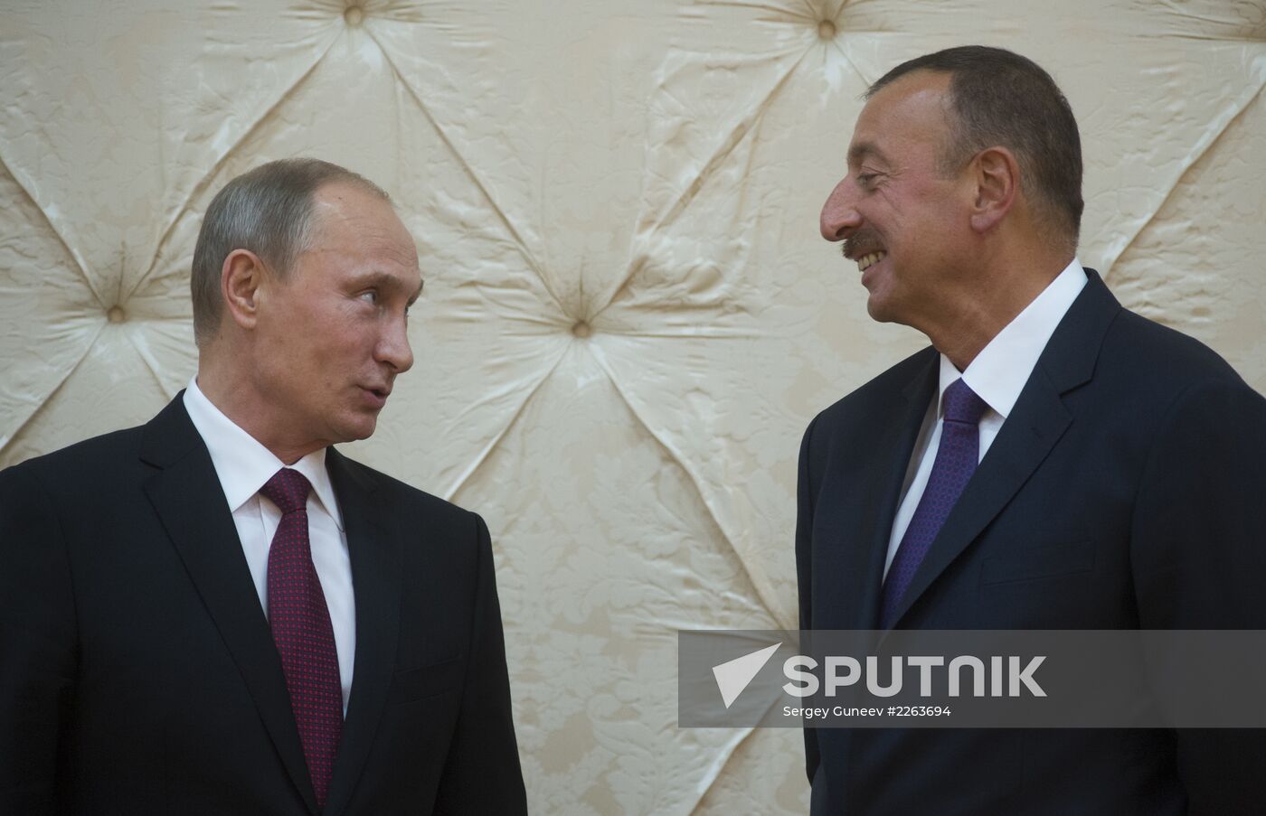 Vladimir Putin visits Azerbaijan