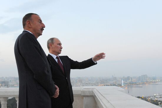 Vladimir Putin visits Azerbaijan