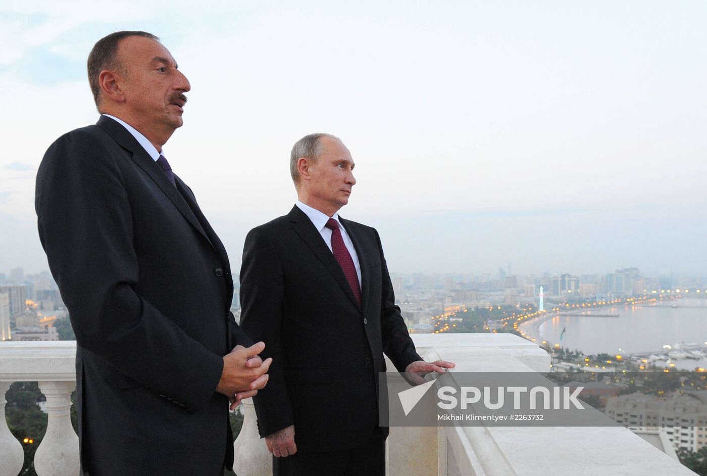 Vladimir Putin visits Azerbaijan