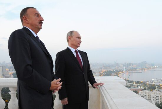 Vladimir Putin visits Azerbaijan