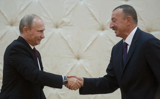 Vladimir Putin visits Azerbaijan