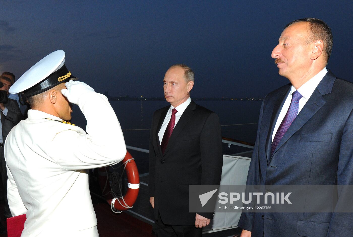 Vladimir Putin visits Azerbaijan