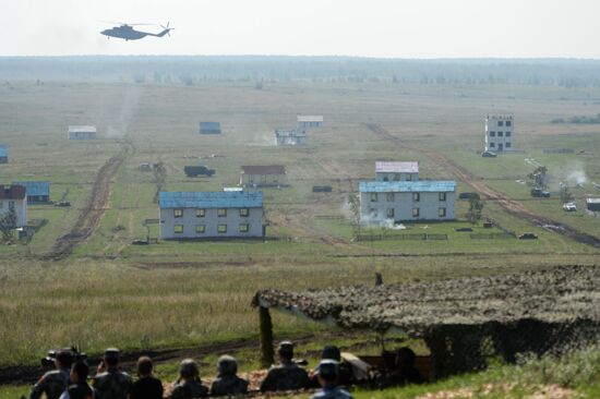 Joint Russian-Chinese exercises Peace Mission-2013