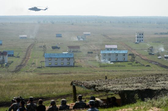 Joint Russian-Chinese exercises Peace Mission-2013
