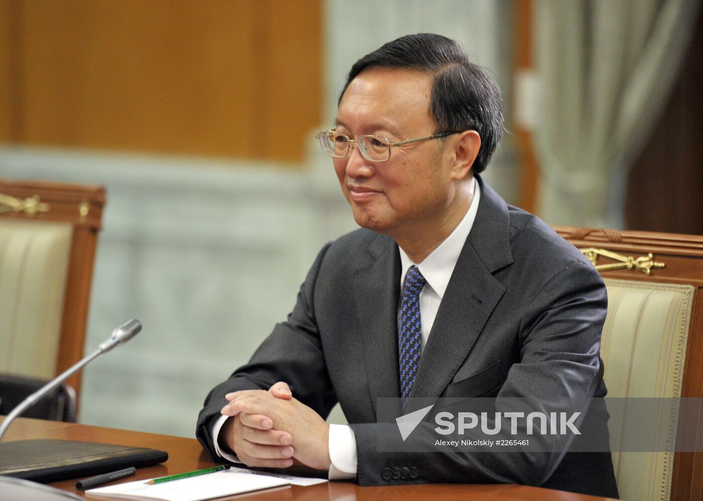 Vladimir Putin meets with Yang Jiechi