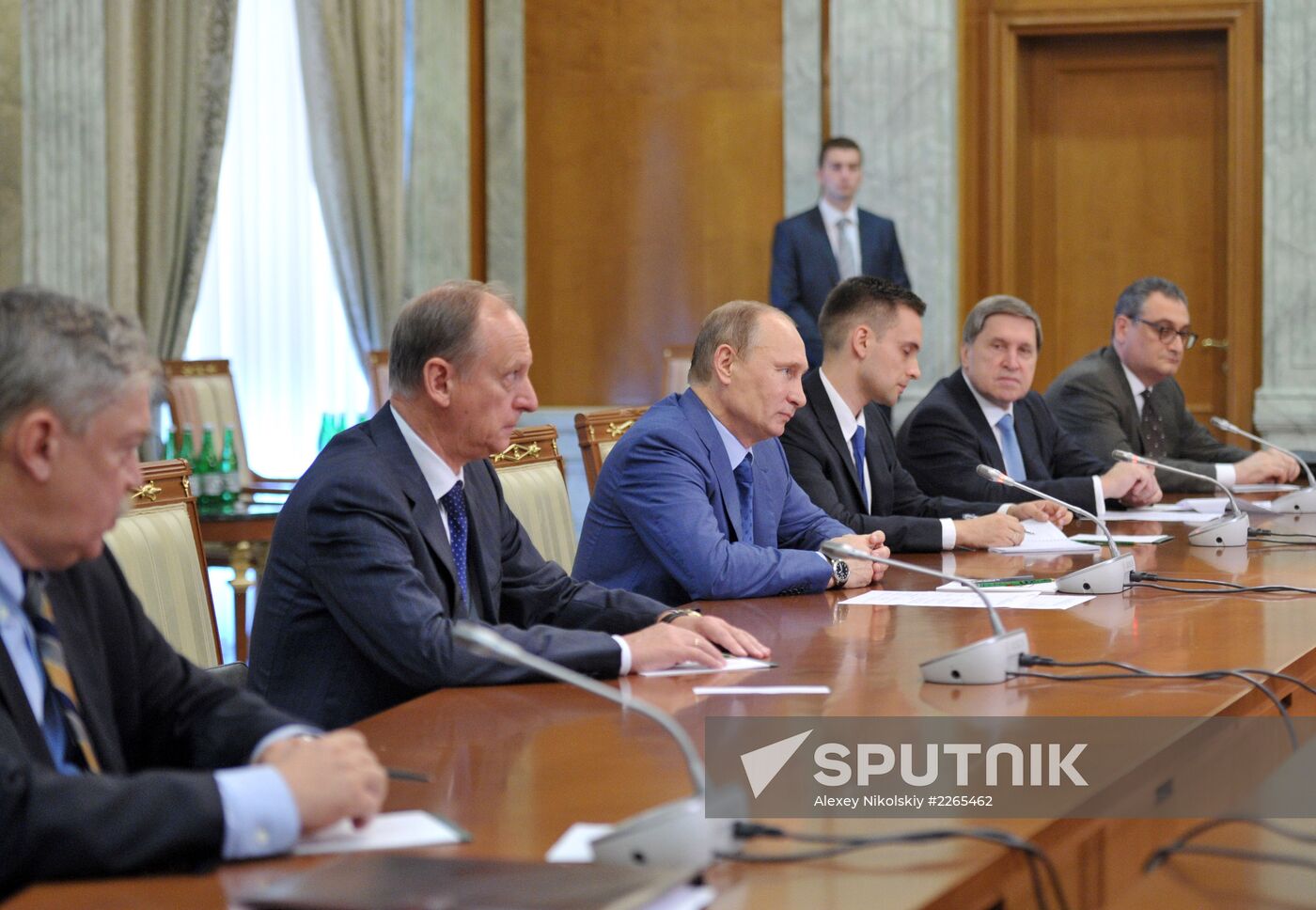 Vladimir Putin meets with Yang Jiechi