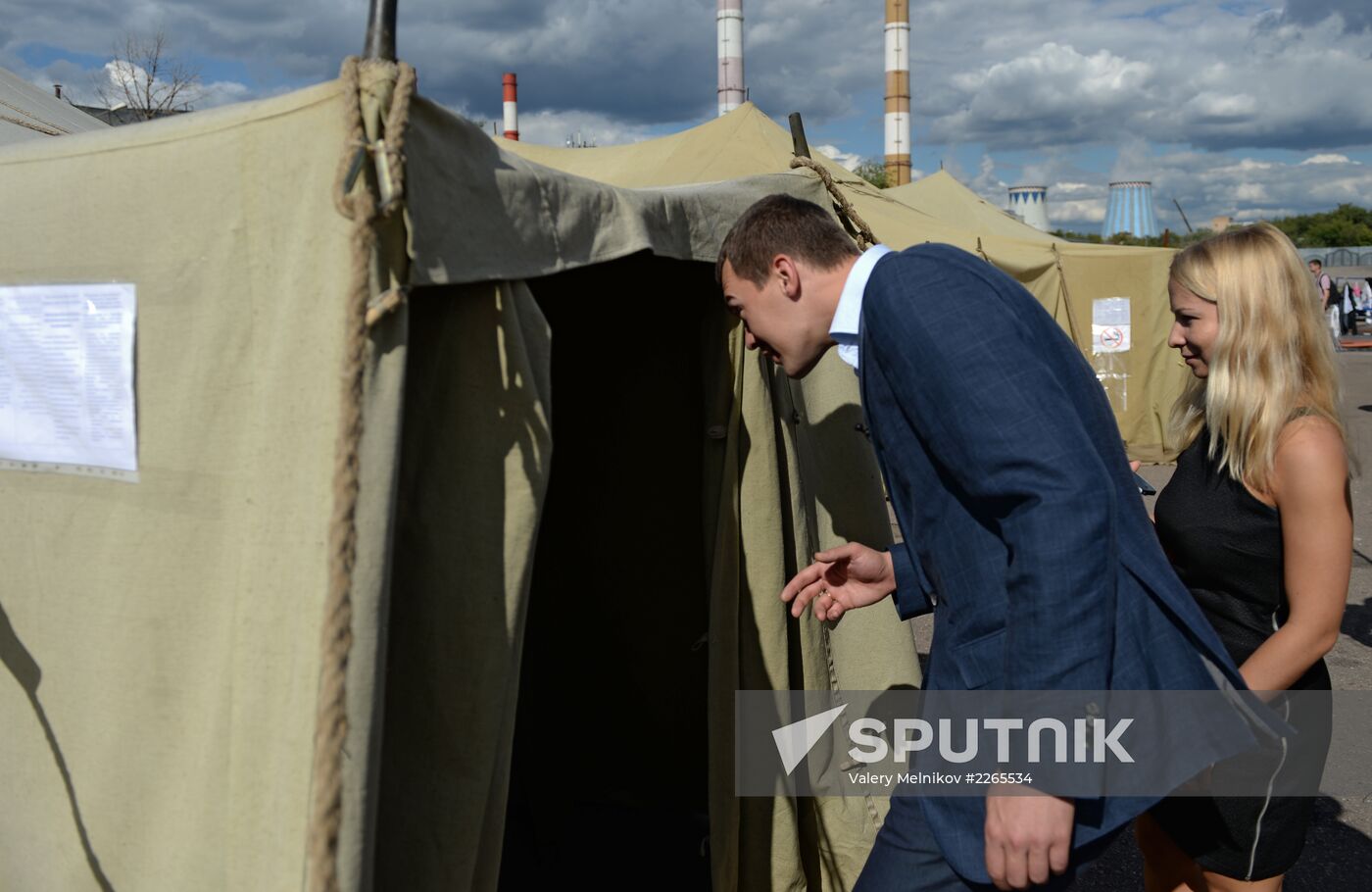 Mikhail Degtyarev visits camp for illegal migrants