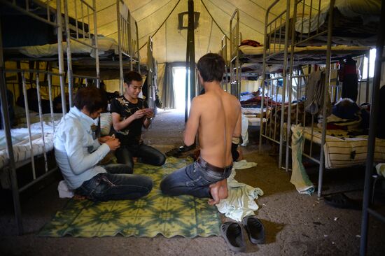 Mikhail Degtyarev visits camp for illegal migrants