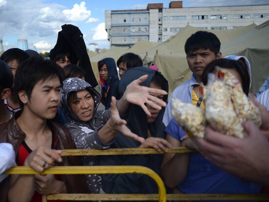 Mikhail Degtyarev visits camp for illegal migrants