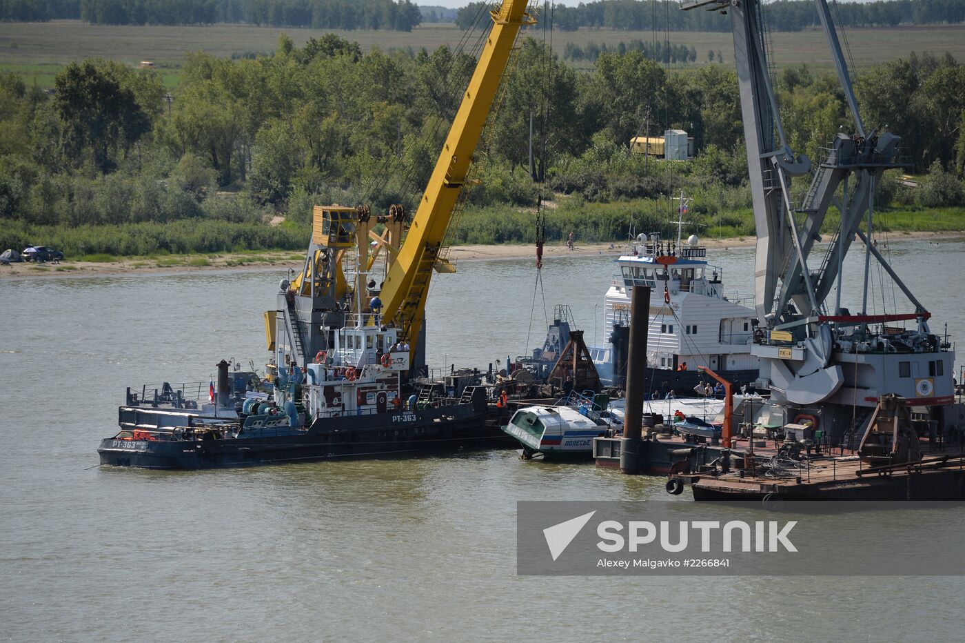 Sunken passenger ship lifted from Irtysh River