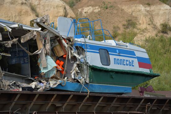 Sunken passenger ship lifted from Irtysh River