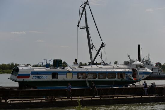 Sunken passenger ship lifted from Irtysh River