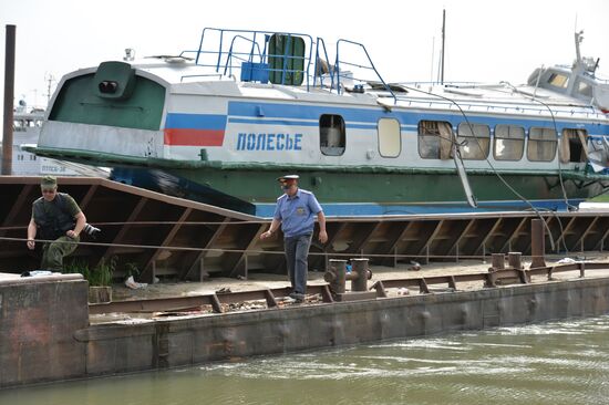 Sunken passenger ship lifted from Irtysh River