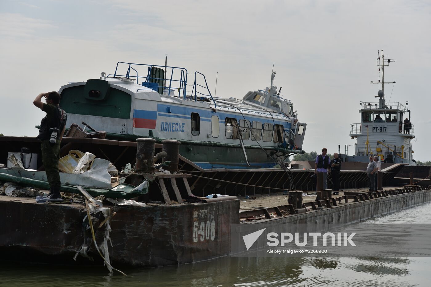 Sunken passenger ship lifted from Irtysh River
