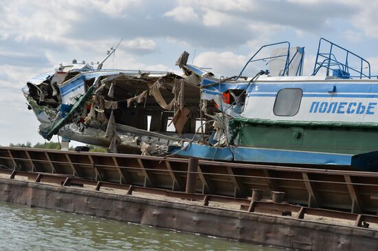 Sunken passenger ship lifted from Irtysh River