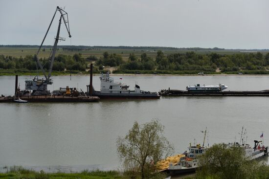 Sunken passenger ship lifted from Irtysh River