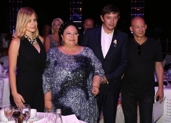 II Annual Charity Event L'Etincelle