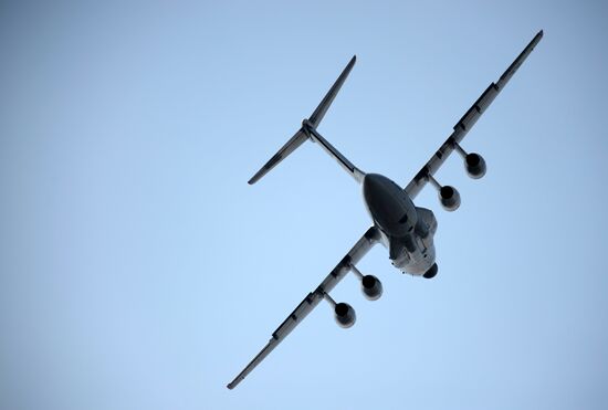 Training flights for air show MAKS-2013