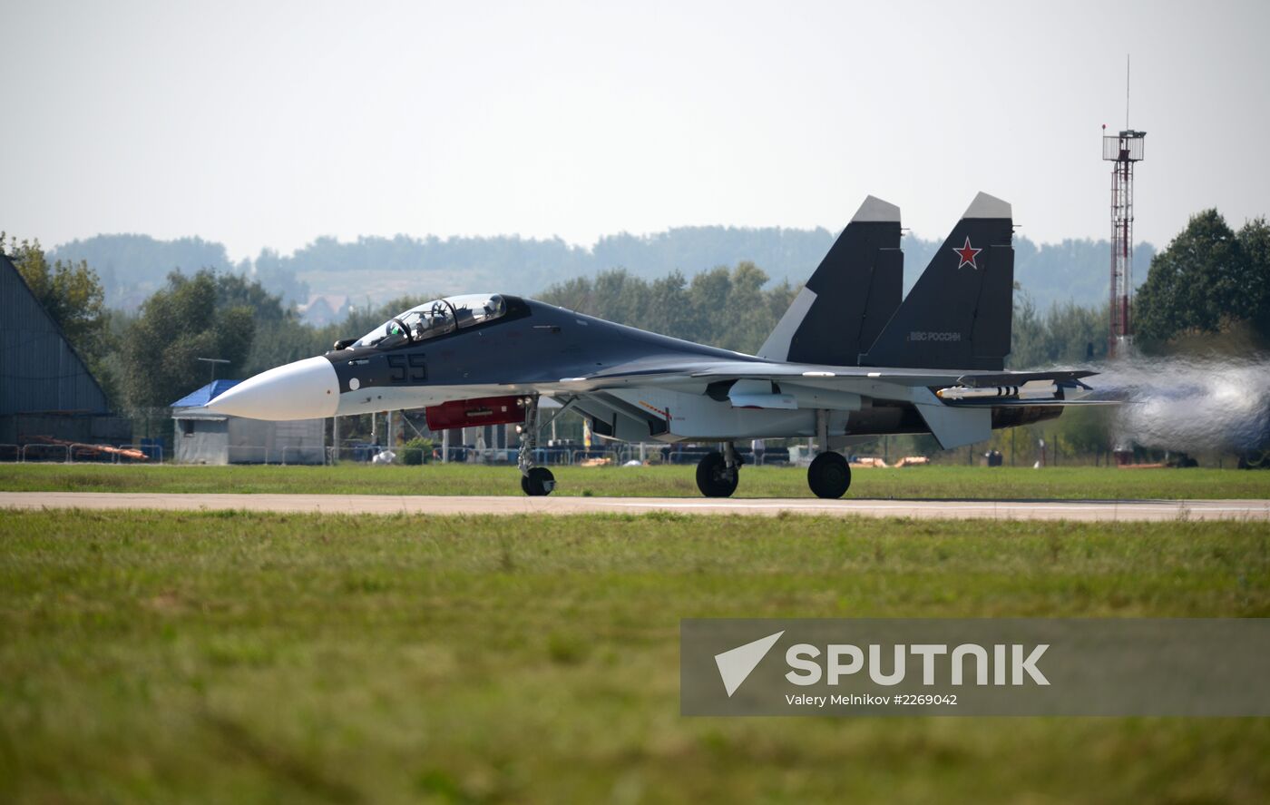 Training flights for air show MAKS-2013