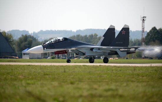 Training flights for air show MAKS-2013