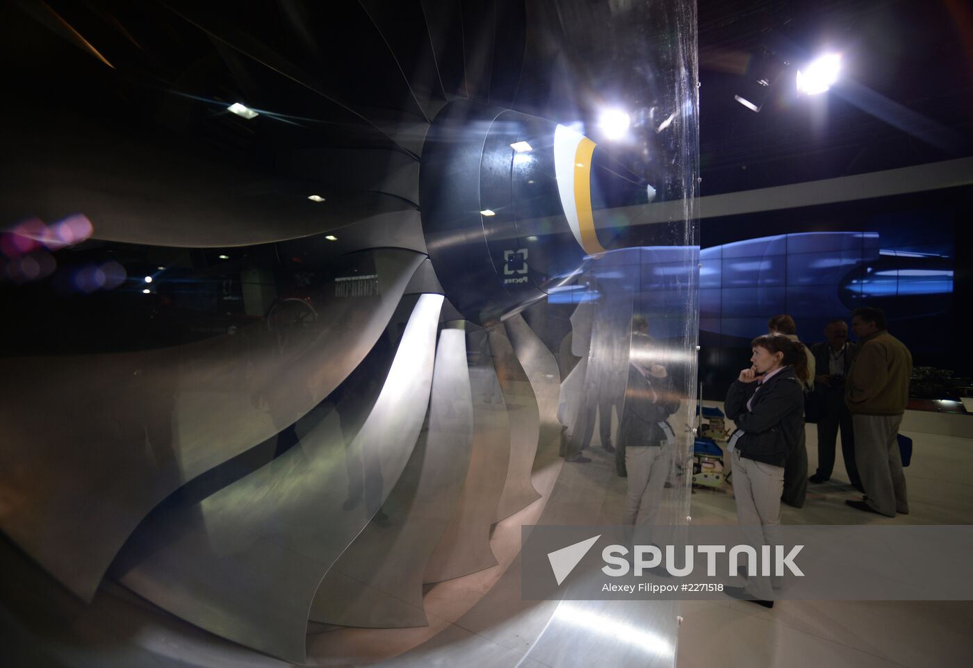 MAKS 2013 airshow kicks off