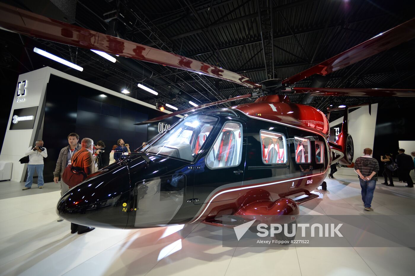 MAKS 2013 airshow kicks off