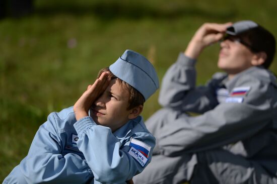 MAKS 2013 airshow kicks off