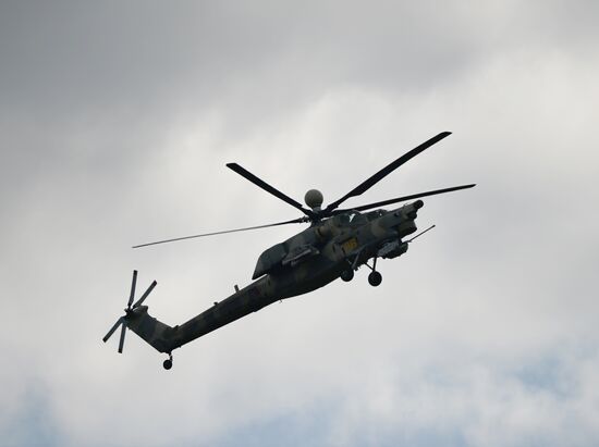 MAKS 2013 airshow kicks off