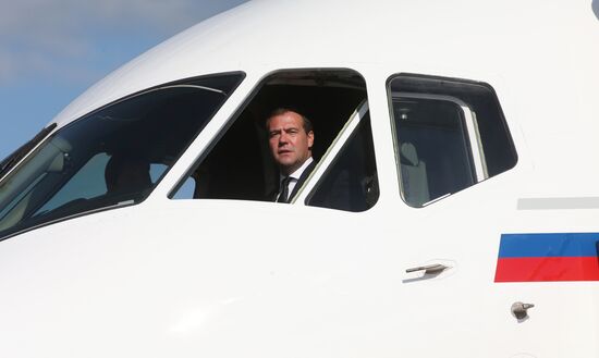 Medvedev attends MAKS International Aviation and Space Salon