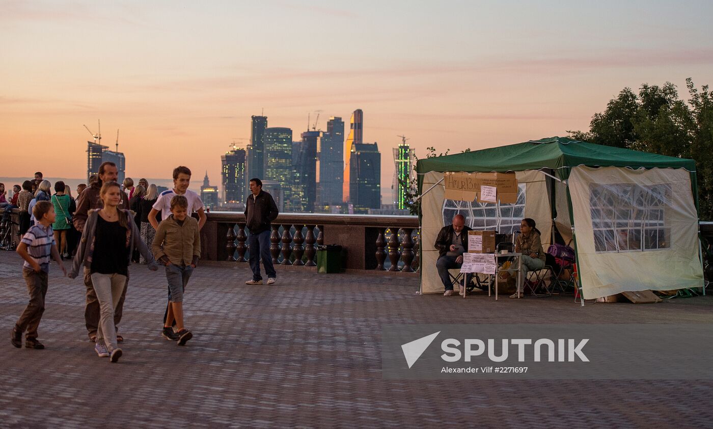 Collecting aid for flood victims in the Russian Far East