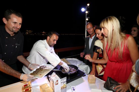 Russian-French gastronomic seasons open in Cannes