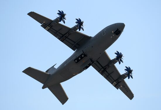 Air show at MAKS 2013