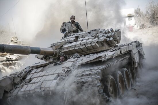 Syrian Army in Damascus surburb