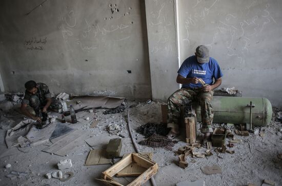 Syrian Army in Damascus surburb