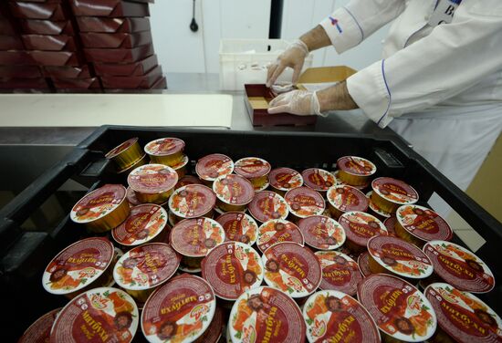 Making kosher food