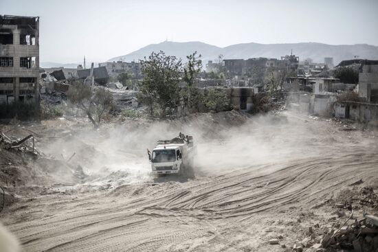 Syrian Army in Damascus outskirts