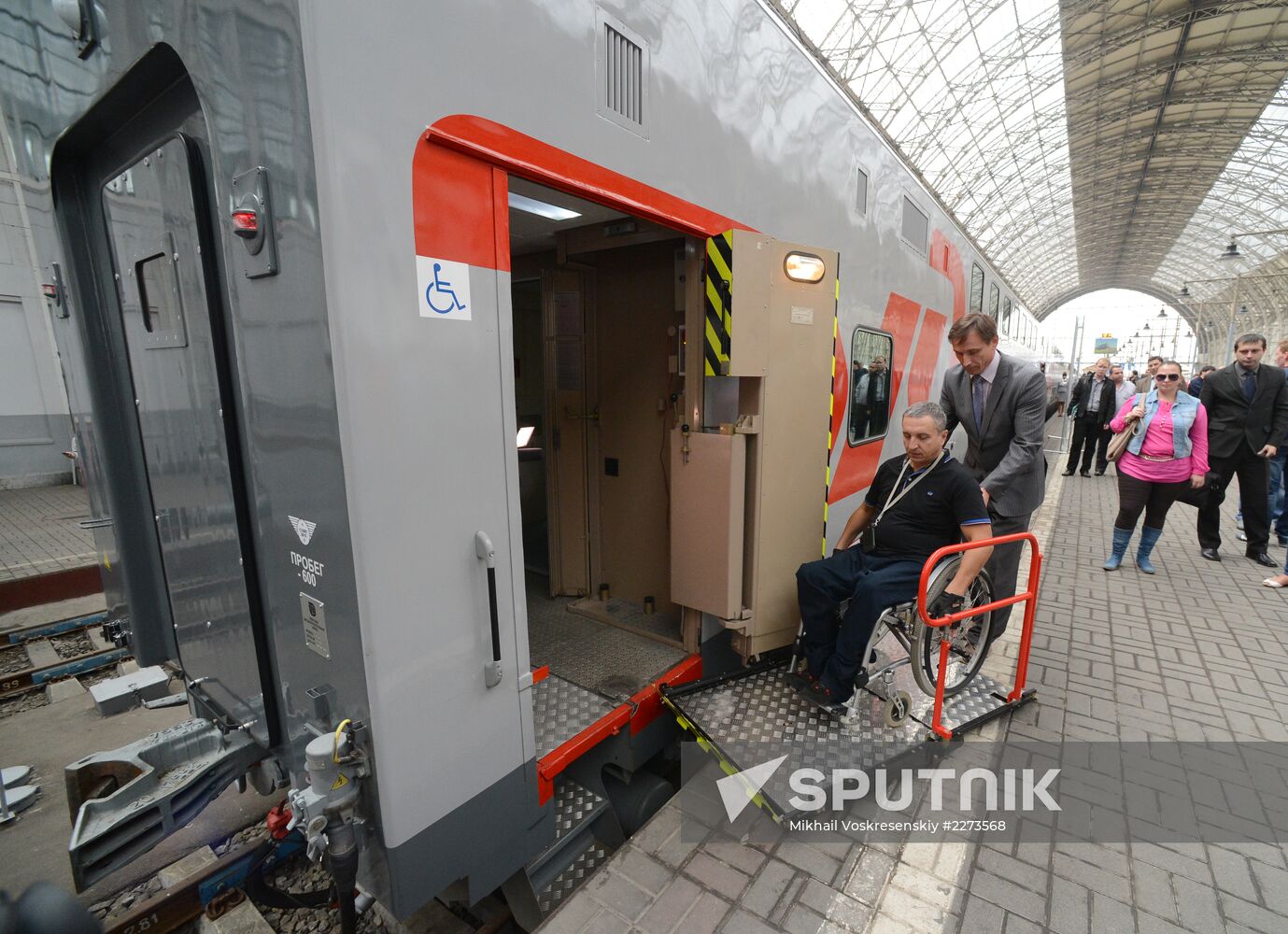 Presentation of two-story long-distance train